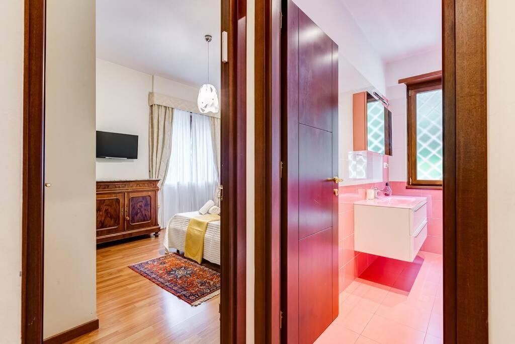 Exclusive Apartment In Eur Lake Rom Eksteriør billede